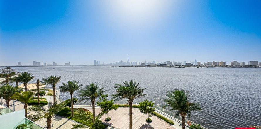 Rumah bandar di Dubai, UAE 2 bilik tidur, 282.8 meter persegi № 575370