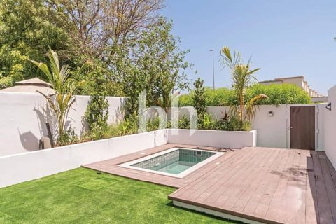 Vila u gradu The Springs, Dubai, UAE 2 spavaće sobe, 207 m2 Br. 645229 - Slika 1