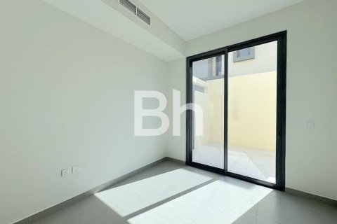 Řadový dům v Dubai Hills Estate, SAE 4 ložnice, 229 m² Č.: 645230 - fotografie 7