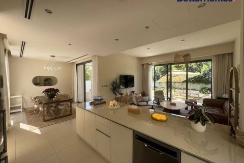Villa para arrendamento em Dubai Hills Estate, Dubai, EAU 3 quartos, 316 m2 № 645232 - foto 15