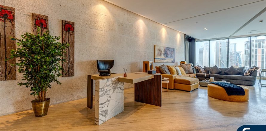 Business Bay、Dubai、UAEにあるマンション 1ベッドルーム、350 m2 No668337