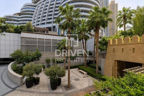 Apartamento en alquiler en Downtown Dubai (Downtown Burj Dubai), Dubai, EAU 2 dormitorios, 132.02 m2 № 765621 - foto 20