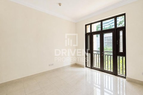 Apartamento en alquiler en Downtown Dubai (Downtown Burj Dubai), Dubai, EAU 2 dormitorios, 132.02 m2 № 765621 - foto 9