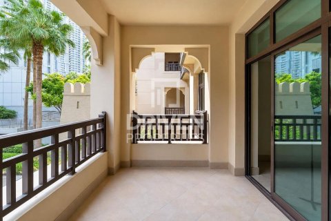 Apartamento en alquiler en Downtown Dubai (Downtown Burj Dubai), Dubai, EAU 2 dormitorios, 132.02 m2 № 765621 - foto 2