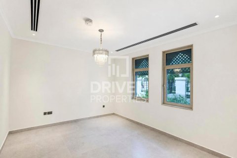 Villa til leje i Jumeirah Park, Dubai, UAE 4 soveværelser, 781.59 kvm № 765625 - foto 3
