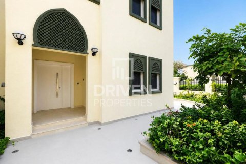 Villa til leje i Jumeirah Park, Dubai, UAE 4 soveværelser, 781.59 kvm № 765625 - foto 26