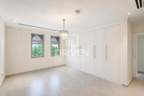 Villa til leje i Jumeirah Park, Dubai, UAE 4 soveværelser, 781.59 kvm № 765625 - foto 7