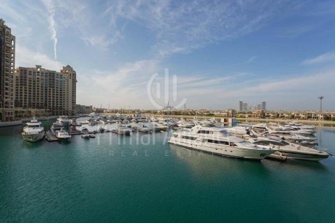 Apartamento en alquiler en Palm Jumeirah, Dubai, EAU 2 dormitorios, 155.8 m2 № 609928 - foto 2