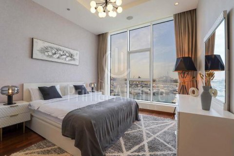 Apartamento en alquiler en Palm Jumeirah, Dubai, EAU 2 dormitorios, 155.8 m2 № 609928 - foto 15