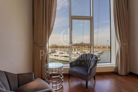 Apartamento en alquiler en Palm Jumeirah, Dubai, EAU 2 dormitorios, 155.8 m2 № 609928 - foto 16