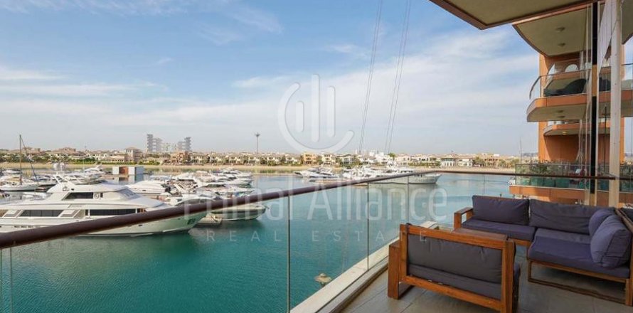 דירה ב Palm Jumeirah, Dubai, איחוד האמירויות 2 חדרי שינה, 155.8 מ"ר מספר 609928