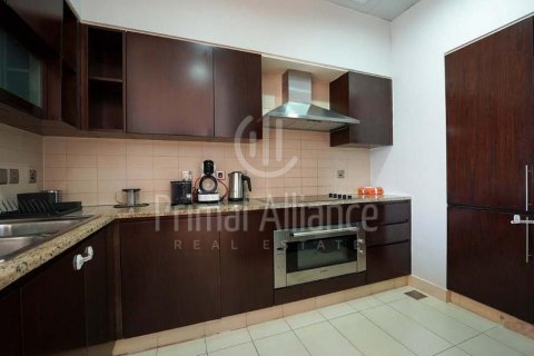 Apartamento en alquiler en Palm Jumeirah, Dubai, EAU 2 dormitorios, 155.8 m2 № 609928 - foto 9