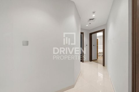 Apartment sa Business Bay, Dubai, UAE 2 silid-tulugan, 122.54 sq.m. № 768467 - larawan 17