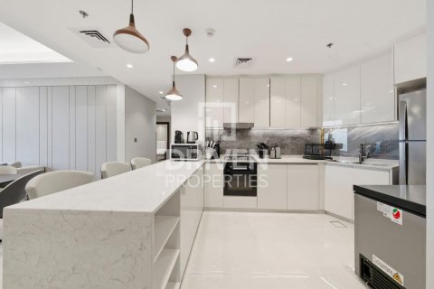 Apartment sa Business Bay, Dubai, UAE 2 silid-tulugan, 122.54 sq.m. № 768467 - larawan 15