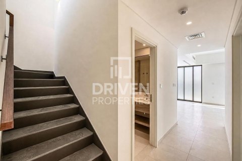 Városi lakóépület itt: The Valley, Dubai, EAE, 4 hálószoba, 258.27 m², azonosító: 768465