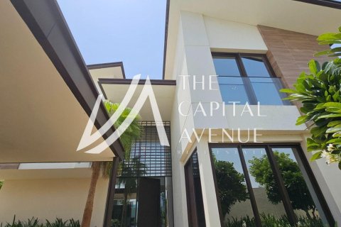 Villa in Saadiyat Island, Abu Dhabi, VAE: 4 Schlafzimmer, 719.91 m2 Nr. 737123