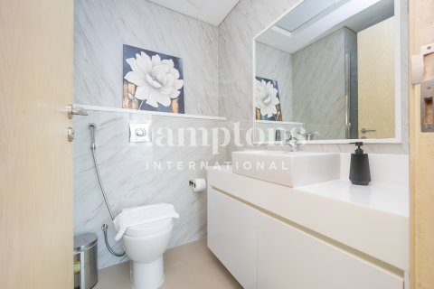 Huoneisto Jumeirah Beach Residence, Dubai, Arabiemiraatit 2 makuuhuonetta, 154.03317400 m2 № 695519 - kuva 19