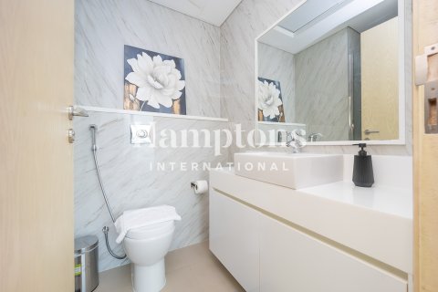 Apartment til leje i Jumeirah Beach Residence, Dubai, UAE 2 soveværelser, 154.03317400 kvm № 695518 - foto 2