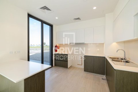 Villa en alquiler en Dubai South (Dubai World Central), Dubai, EAU 4 dormitorios, 274.71 m2 № 757364 - foto 13