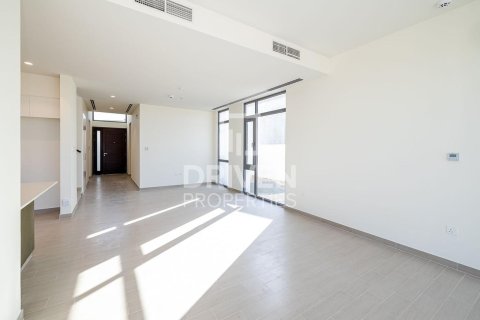 Villa en alquiler en Dubai South (Dubai World Central), Dubai, EAU 4 dormitorios, 274.71 m2 № 757364 - foto 3