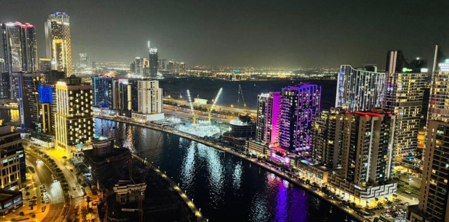آپارتمان در Business Bay، Dubai ، امارات متحده عربی 1 خوابه ، 89.6 متر مربع.  شماره 739029