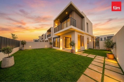 Townhouse în Jebel Ali, Dubai, EAU 4 dormitoare, 351.1 mp.  №739027