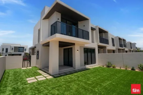 Townhouse til salg i Jebel Ali, Dubai, UAE 4 soveværelser, 351.1 kvm № 739027 - foto 2