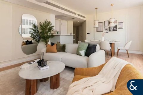 Appartamento in vendita a DIFC, Dubai, EAU 2 camere da letto, 119 mq. № 666717 - foto 2