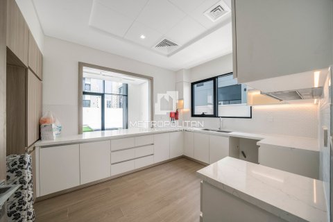 Villa itt: Al Furjan, Dubai, EAE, 4 hálószoba, 575 m², azonosító: 593276 - fénykép 10