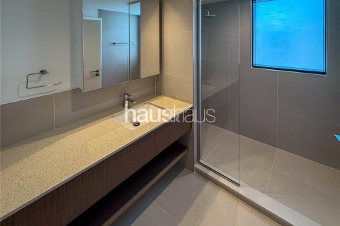 Villa in Dubai South (Dubai World Central), Dubai, UAE 3 bedrooms, 191 sq.m. № 625462 - photo 9