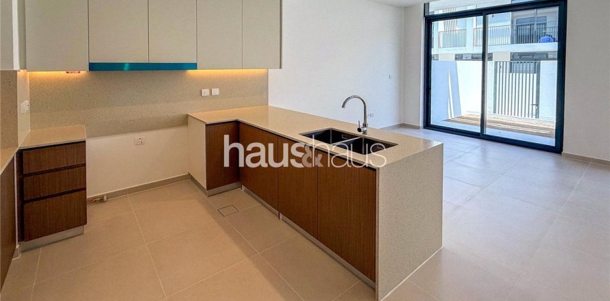Villa in Dubai South (Dubai World Central), Dubai, UAE 3 bedrooms, 191 sq.m. № 625462