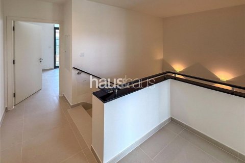 Villa in Dubai South (Dubai World Central), Dubai, UAE 3 bedrooms, 191 sq.m. № 625462 - photo 6