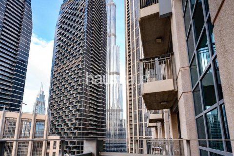 Apartment in Downtown Dubai (Downtown Burj Dubai), Dubai, UAE 2 bedrooms, 121 sq.m. № 625459 - photo 2