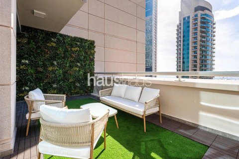 Apartment in Downtown Dubai (Downtown Burj Dubai), Dubai, UAE 2 bedrooms, 121 sq.m. № 625459 - photo 1