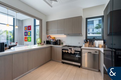 Al Furjan、Dubai、UAE にあるヴィラ販売中 4ベッドルーム、244 m2、No688600 - 写真 5