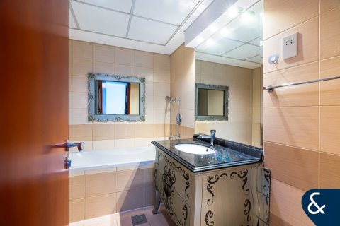 شقة للبيع في DIFC، دبي، الإمارات العربية المتحدة 3 غرفة نوم ، 177 متر مربع ، رقم 688603 - صورة 11