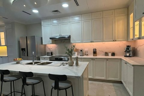 Al Wasl, Dubai, BAE’de satılık villa 5 yatak odası, 449 m&sup2; No 695976 - fotoğraf 3