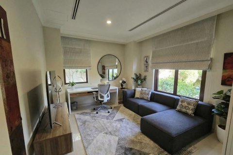 Al Wasl, Dubai, BAE’de satılık villa 5 yatak odası, 449 m&sup2; No 695976 - fotoğraf 9