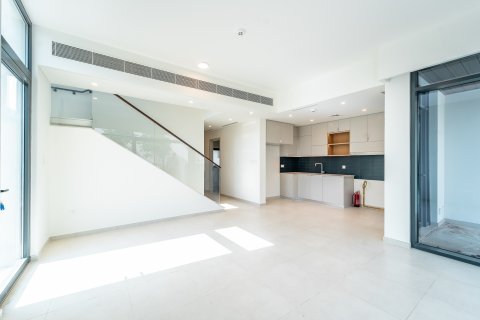 טאונהאוס למכירה ב Arabian Ranches 3, Dubai, איחוד האמירויות  4 חדרי שינה, 266 מ"ר, מספר 695974 - תמונה 2