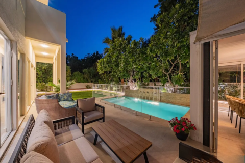 וילה ב Dubai, איחוד האמירויות 4 חדרי שינה, 578 מ