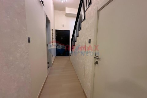 Vilë në Dubai, Emiratet e Bashkuara Arabe 3 dhoma gjumi, 174.8 m2. № 566537 - Foto 16