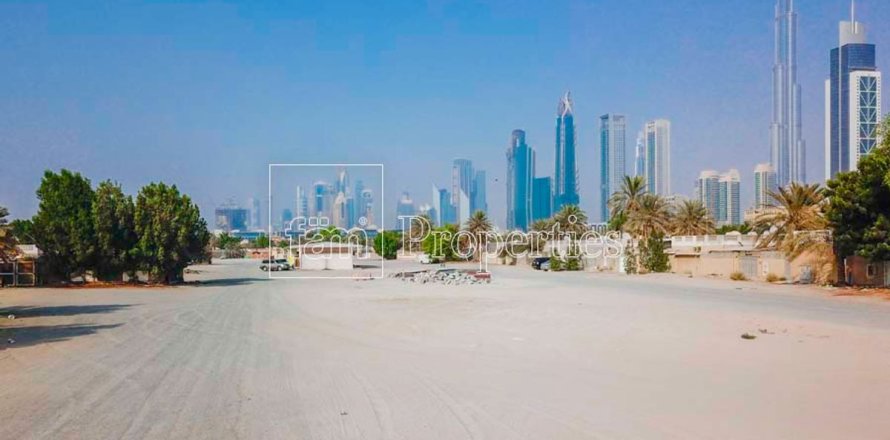 Terreno en Al Wasl, Dubai, EAU 930.4 m² № 682131