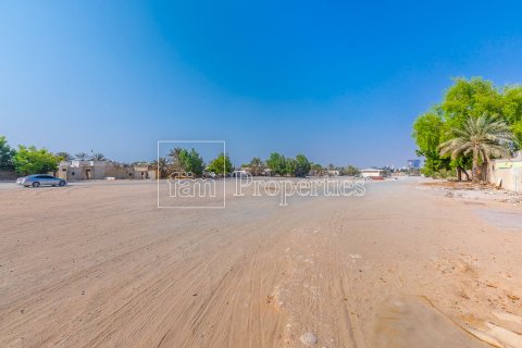 Terreno en venta en Al Wasl, Dubai, EAU 930.4 m2 № 682131 - foto 2