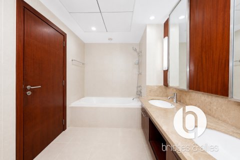 Apartmen di Downtown Dubai (Downtown Burj Dubai), UAE 2 bilik tidur, 109 meter persegi № 730101 - foto 24