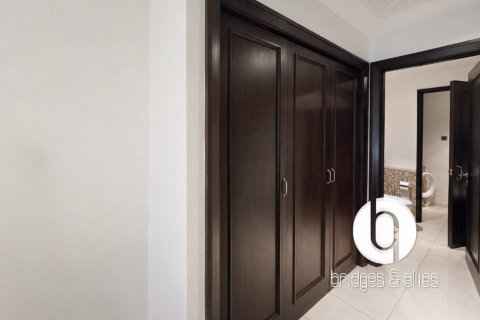 Apartament në Old Town, Dubai, Emiratet e Bashkuara Arabe 1 dhomë gjumi, 75 m2. № 730100 - Foto 9