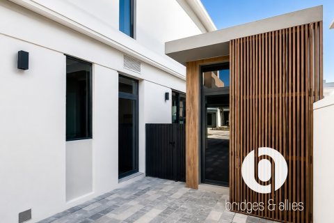 Villa para arrendamento em Tilal Al Ghaf, Dubai, EAU 4 quartos, 381 m2 № 730103 - foto 26