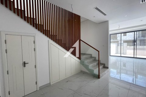 Vila v Dubai, SAE 4 ložnice, 218.1 m² Č.: 623844 - fotografie 13