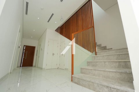 Vila v Dubai, SAE 4 ložnice, 218.1 m² Č.: 623844 - fotografie 4