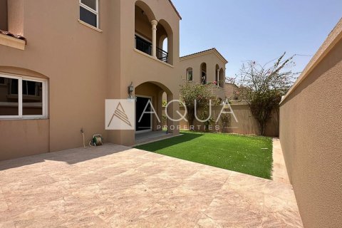 Villa til leie i Serena, Dubai, Emiratene 3 soverom, 213.2 kvm Nr. 740688 - Foto 16