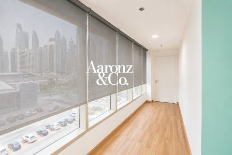 Oficina en alquiler en Jumeirah Lake Towers, Dubai, EAU 107 m2 № 740693 - foto 5